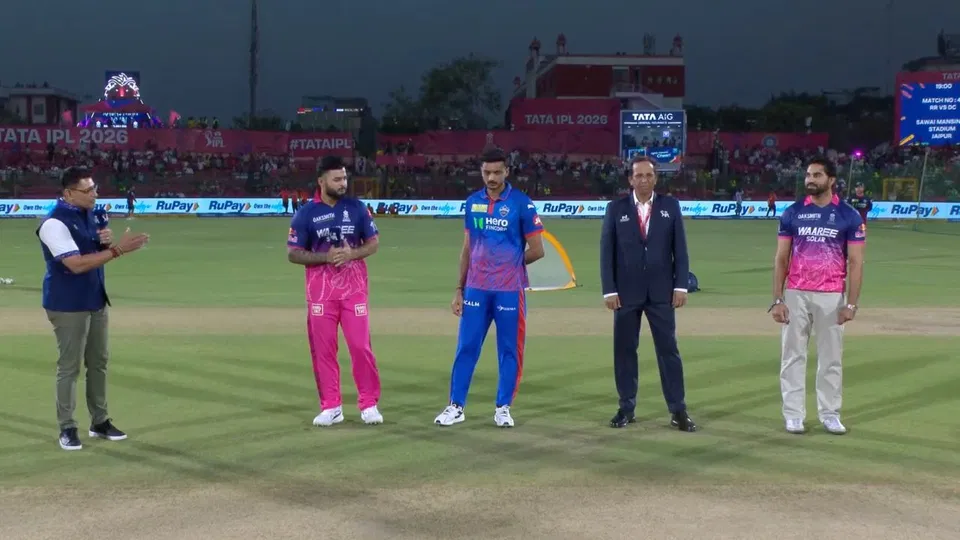 IPL 2026: DC के ख़िलाफ़ टॉस जीत RR ने चुनी बल्लेबाज़ी, मिचेल स्टार्क की वापसी